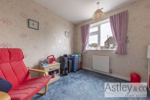 reception room- click for photo gallery